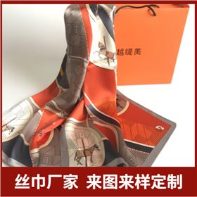 絲巾有些什么款式、絲巾、真絲絲巾、