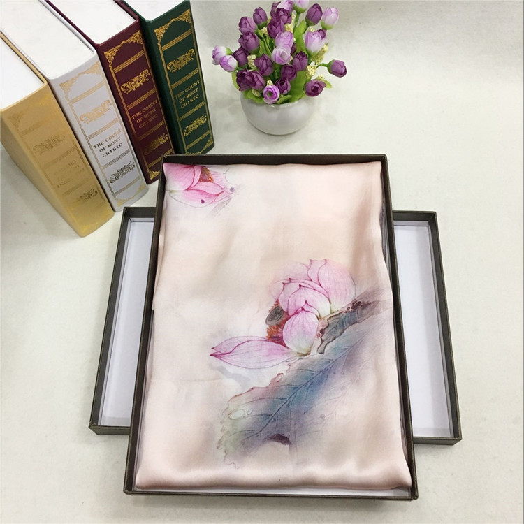 真絲圍巾怎么洗——真絲圍巾、真絲絲巾、圍巾品牌